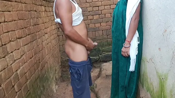 Observe Prayamu11 and Yatun go ultra-kinky with a Desi Indian chief and his ample nub