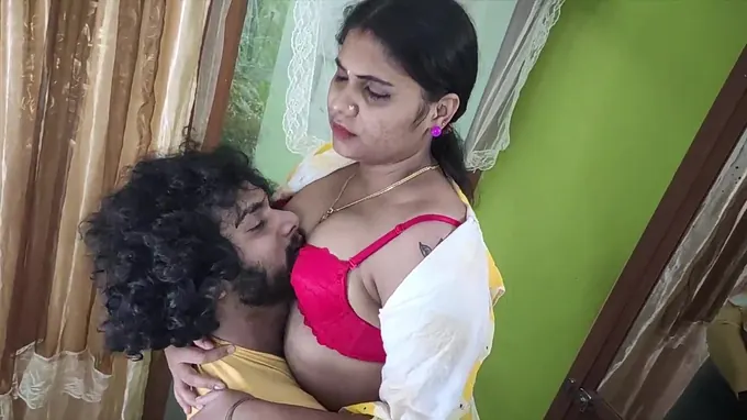 Desi Damsel Highly Very first Time Vid: Cool Housewife Takes on Huge Man meat in Couch