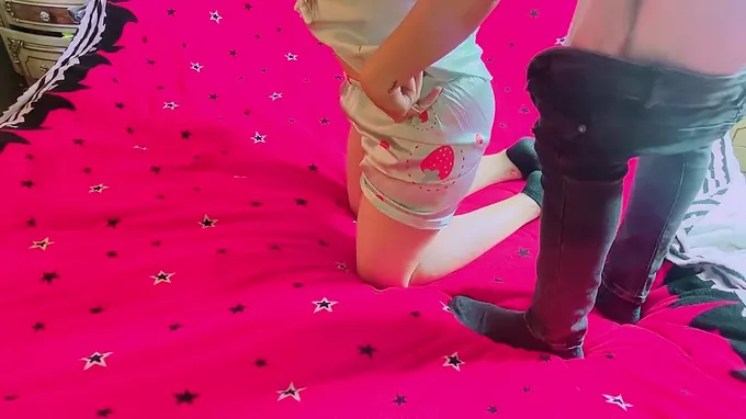 Persianlayla's humungous culo gets pummeled in homemade orgy gauze with her husband's brutha