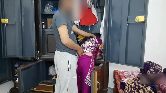 Desi family fucky-fucky: Desi schoolgirls Gulnazpk & Pkgulnazpk doggie-style with stepbro in Hindi