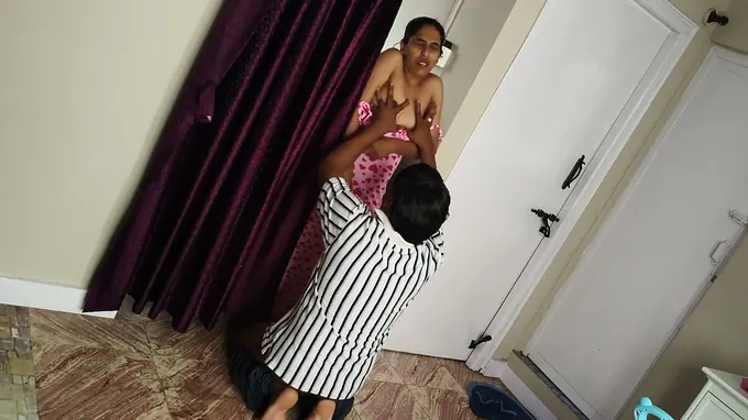 Desi step-sista Resaal gets her taut crevices ravaged in strenuous raunchy rectal act