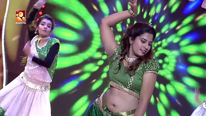 Malayalam Goddess Torrid Mallu Dancer Takes Deep Belly Pump and Dance
