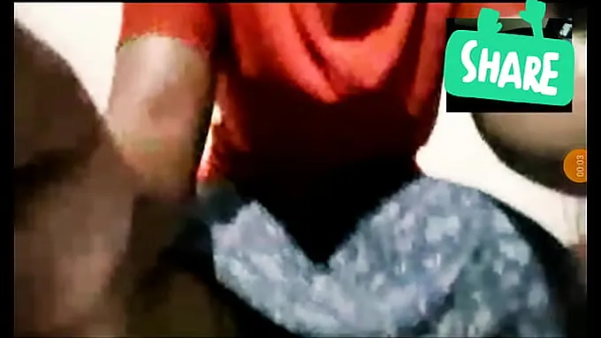 Watch Mallu's Indian wife get naughty on webcam