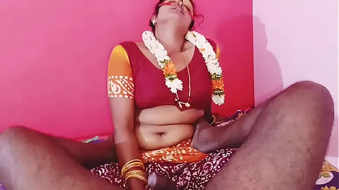 Sizzling Silk and her spouse take turns fuckin' each other's yam-sized Indian cootchies in saree