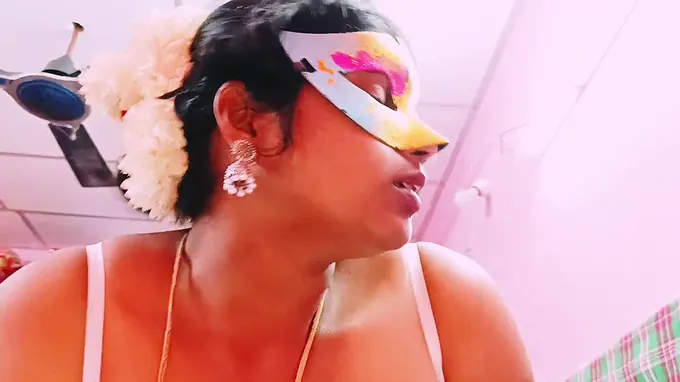 Super-hot Silk's Desi Desi Converse: Titillating Desi Enjoy Story