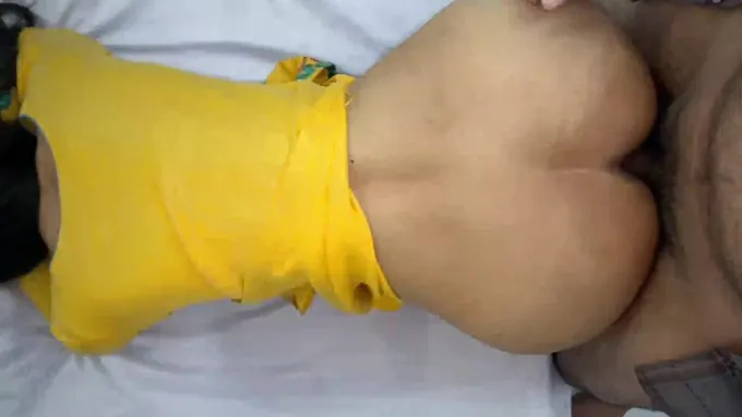 Desi Aunty & Indian Desi Hancock get down and messy with a hard-core bust session