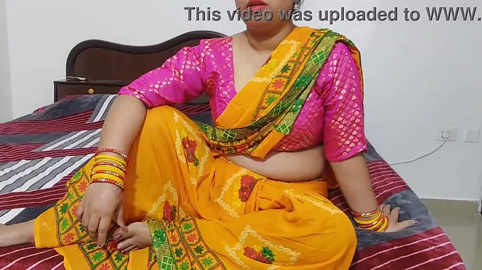 Jauli Chaupada and her Indian buddy engage in super-hot bed hook-up - Handsome Desi Bhabhi Pornography!
