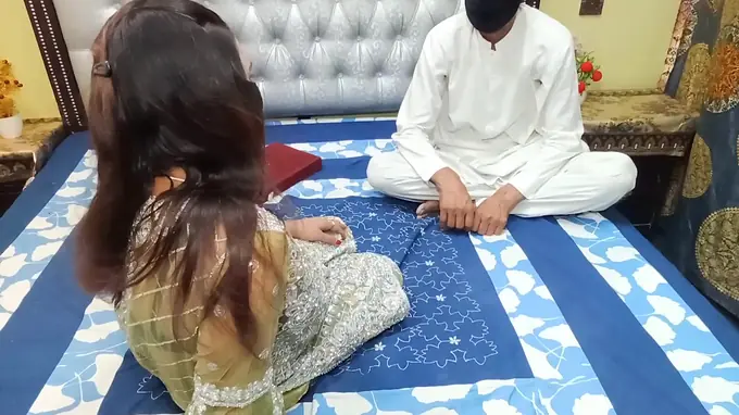Desi Aunty Picked up & Hitched by Pakistani Stepson for A Desi Hitching Adventure - Hindi Audio