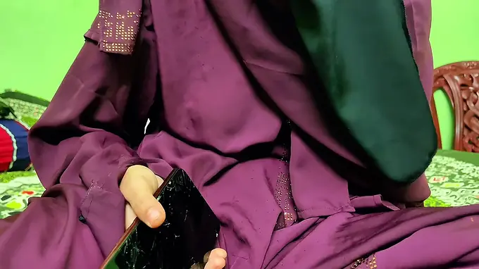 Bhabhi & Desi Aunty's steamy uncensored homemade sex tape with perfect body step son