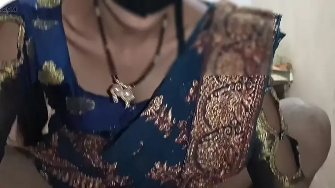 Bhabhi Ji Ko Choda Uski Apartment Me - Real Desi Sex with Sexy Desi Lady