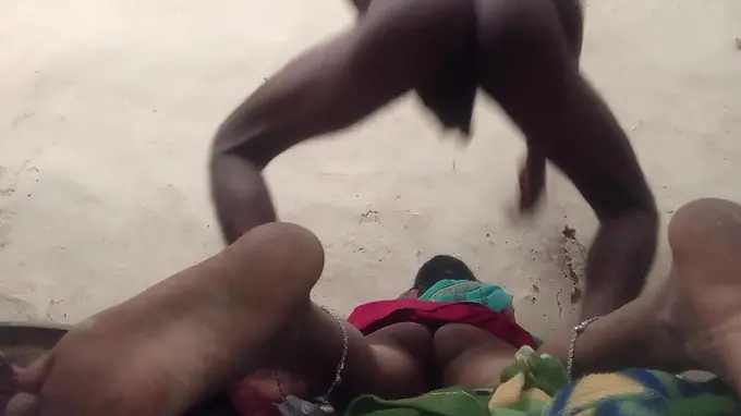 Watch Indian Bhabhi Aunty get her tight pussy ripped apart by Oldest Mansion's cock-squeezing vagina