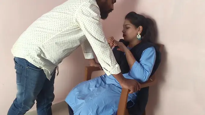 Dirty talk Indian college girl hooks up with her boyfriend for a rock hard fuck with her bf school duo
