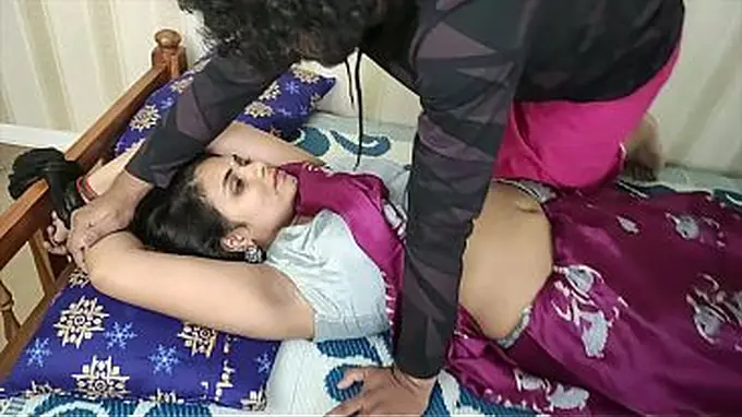 Handsome Bhabhi’s Secret Afternoon Rail on Devar’s Fat Man Sausage