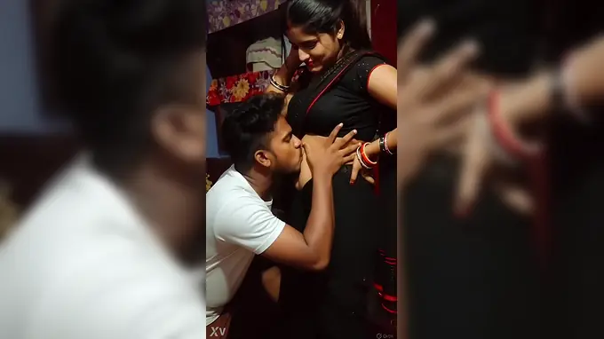 Devar's Desi Bhabhi Yashoda Mishra gets her tight pussy pounded in hot belly-button romance
