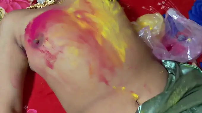 Cauple95 & her Indian Bhabhi get dirty with Devar in a hotwife-style fuckfest with Holi Colors