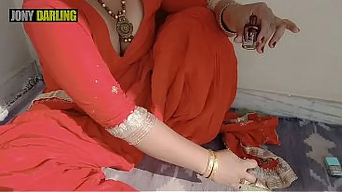 Desi Bhabhi painted her tight hole on the roof and fucked hard