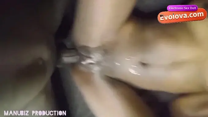 Cindycivilianah nails her man with her big ass and muscular body in exclusive Nigerian & American rough sex