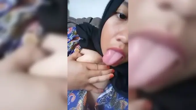 Watch this sultry Malay pornstar in action as she gets her tight pussy drilled