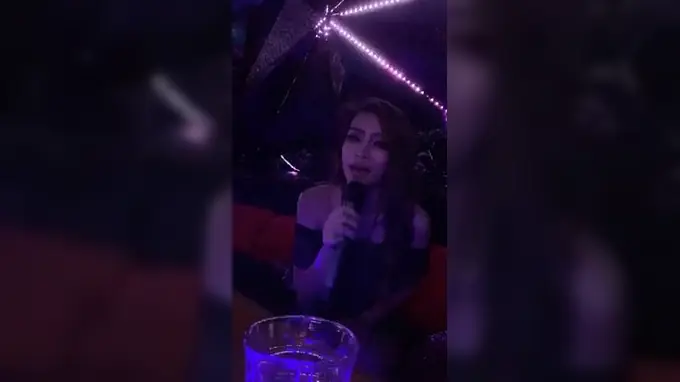 Malay babe awakens to the pleasures of live Tetek action with awe-inspiring live play