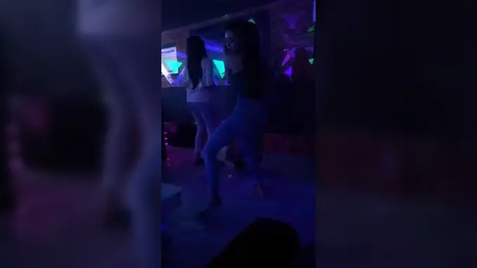 Malay babe awakens to the pleasures of live Tetek action with awe-inspiring live play