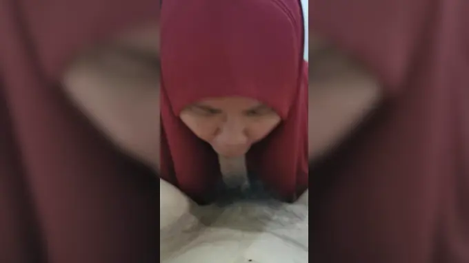 Stepbrother's Malayali stepmom tricked into giving him a blowjob and a deep throat