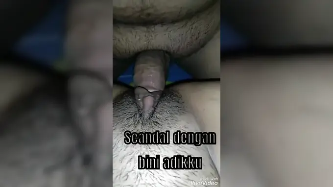 Homemade video of stepsister Bini Adik's first time skandal with husband's brother-in-law