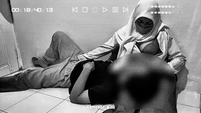 Malay College girl gets handjob in classroom caught on Movie