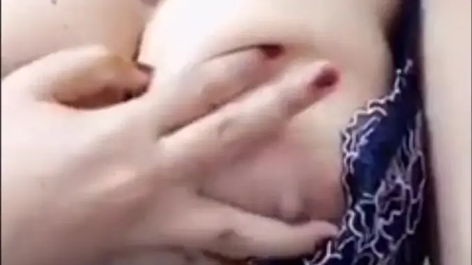 Sexy Malay Schoolteacher flaunts her funbags for her beau's pipe