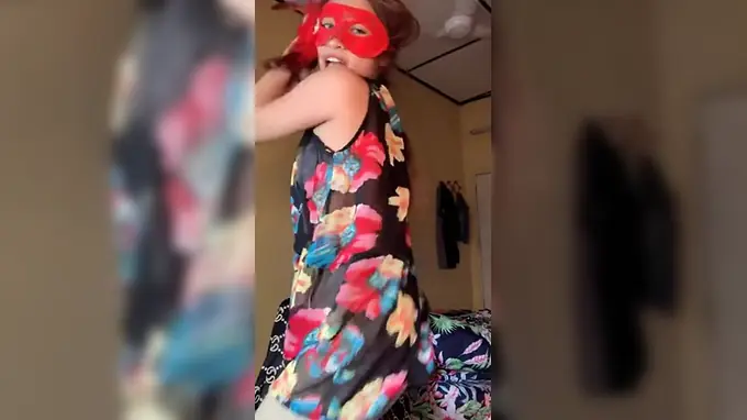 Hot Malay babes get super hot and very very sexy with awek joget