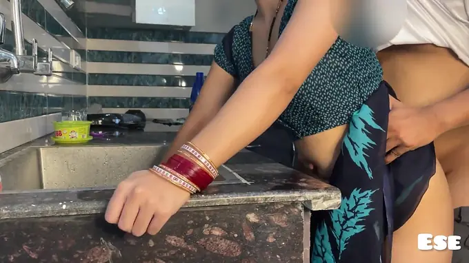 Bhabhi Impressed and Banged in the Kitchen - A Cougar's POV